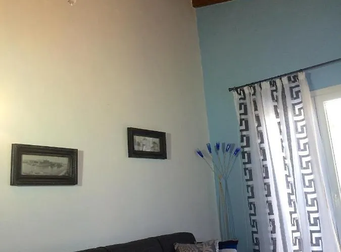 Villa Ermones Sapphire Vátos