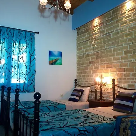 Ermones Sapphire * Vátos