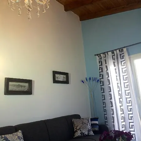 Villa Ermones Sapphire Vátos