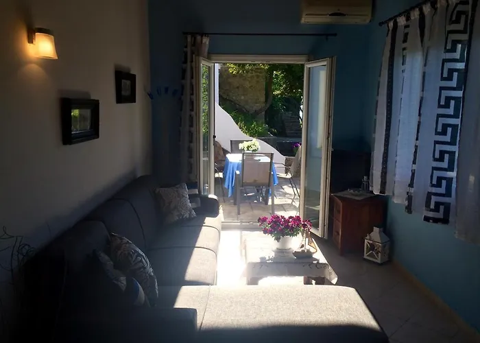 Ermones Sapphire * Vátos