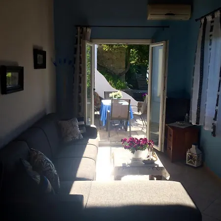 Ermones Sapphire * Βάτος