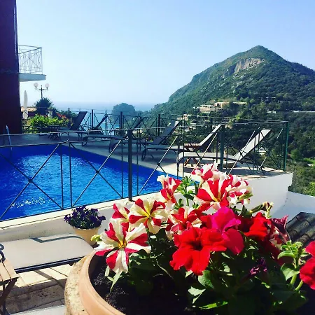 Ermones Sapphire * Βάτος